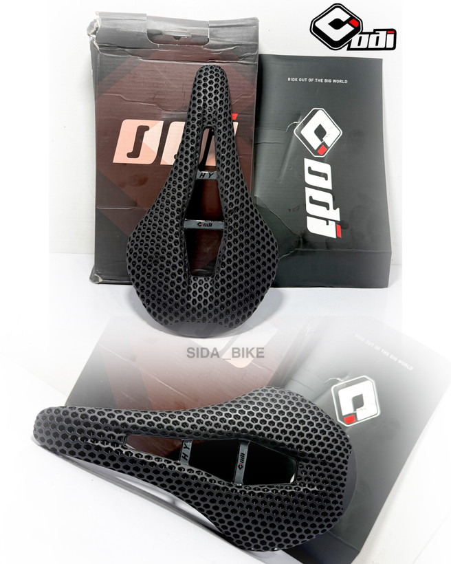 زین حرفه ای فول کربن و 3D مدل ODi H7
